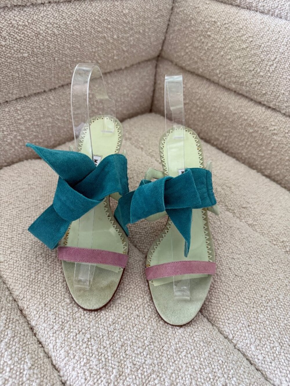 Extremely Rare Manolo Blahnik Sandals - Picture 2 of 7